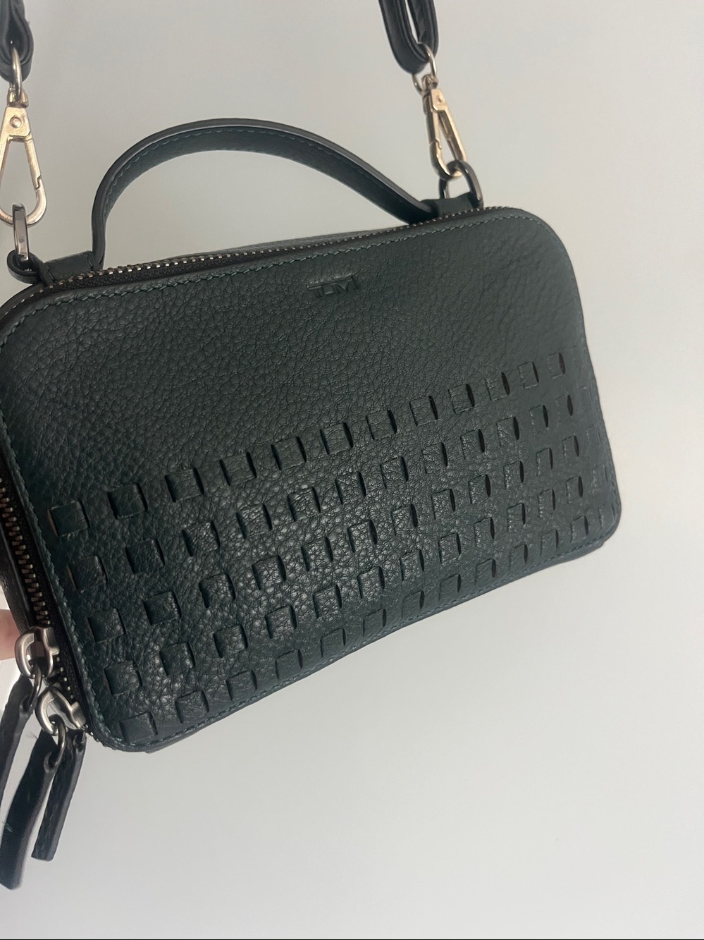 TUMI Noho Voyageur Noho Angie crossbody - Picture 16 of 17